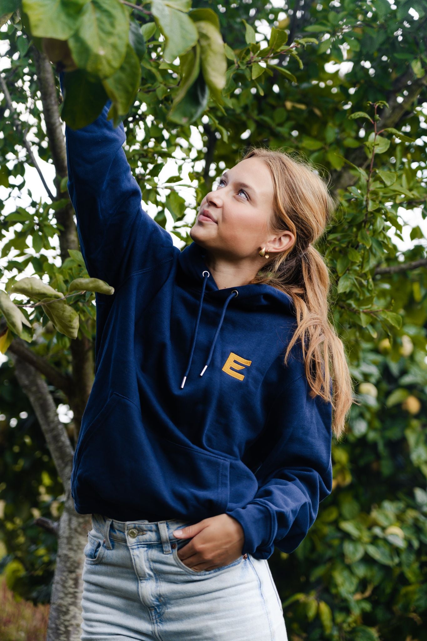 Evertrue Hoodie – Be the Light | Mattheüs 5:14 | Christelijke volwassenmode