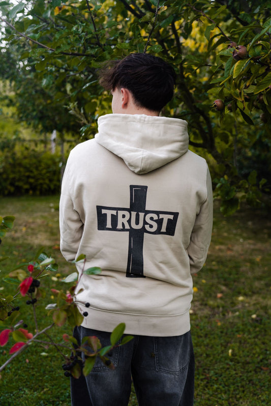 Evertrue Hoodie – Trust | Kruisvorm | Christelijke volwassenmode