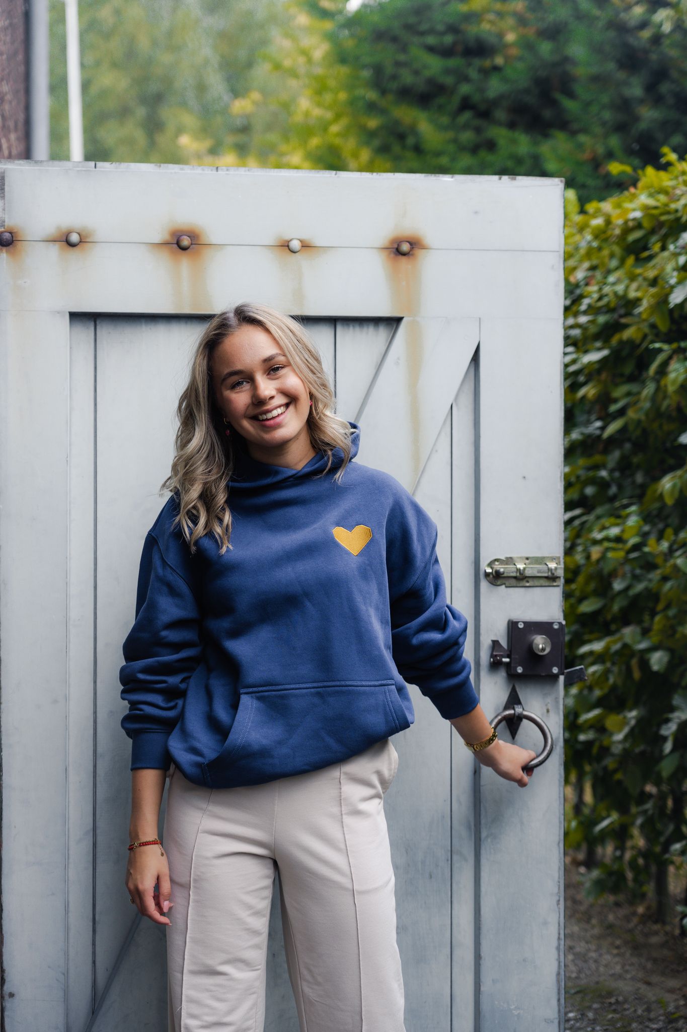 TRØBL Oversized Hoodie – In Touch | Streetwear | Inspired by Michelangelo