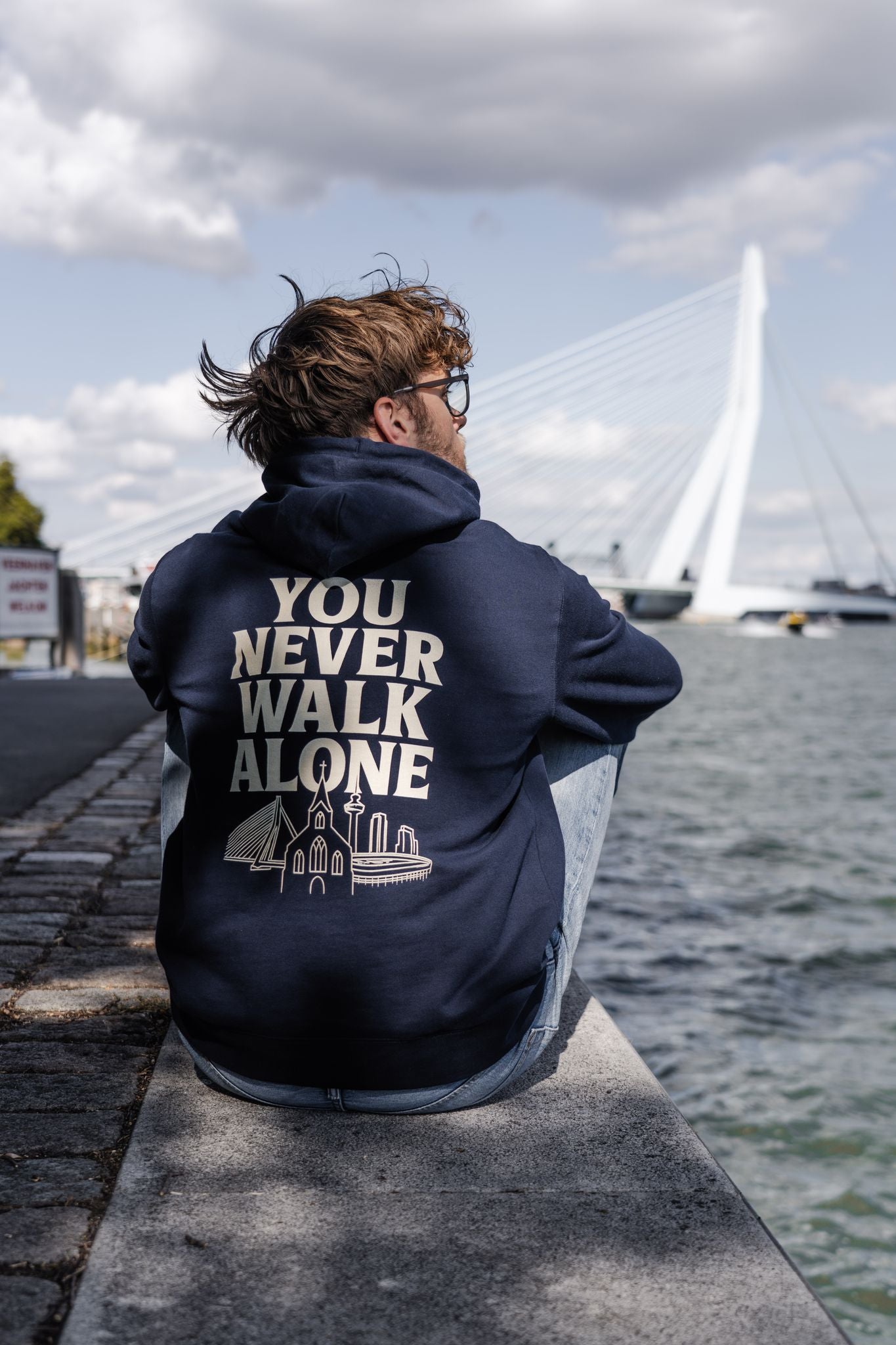 Evertrue Hoodie – You Never Walk Alone | Matteüs 28:20 | Christelijke volwassenmode