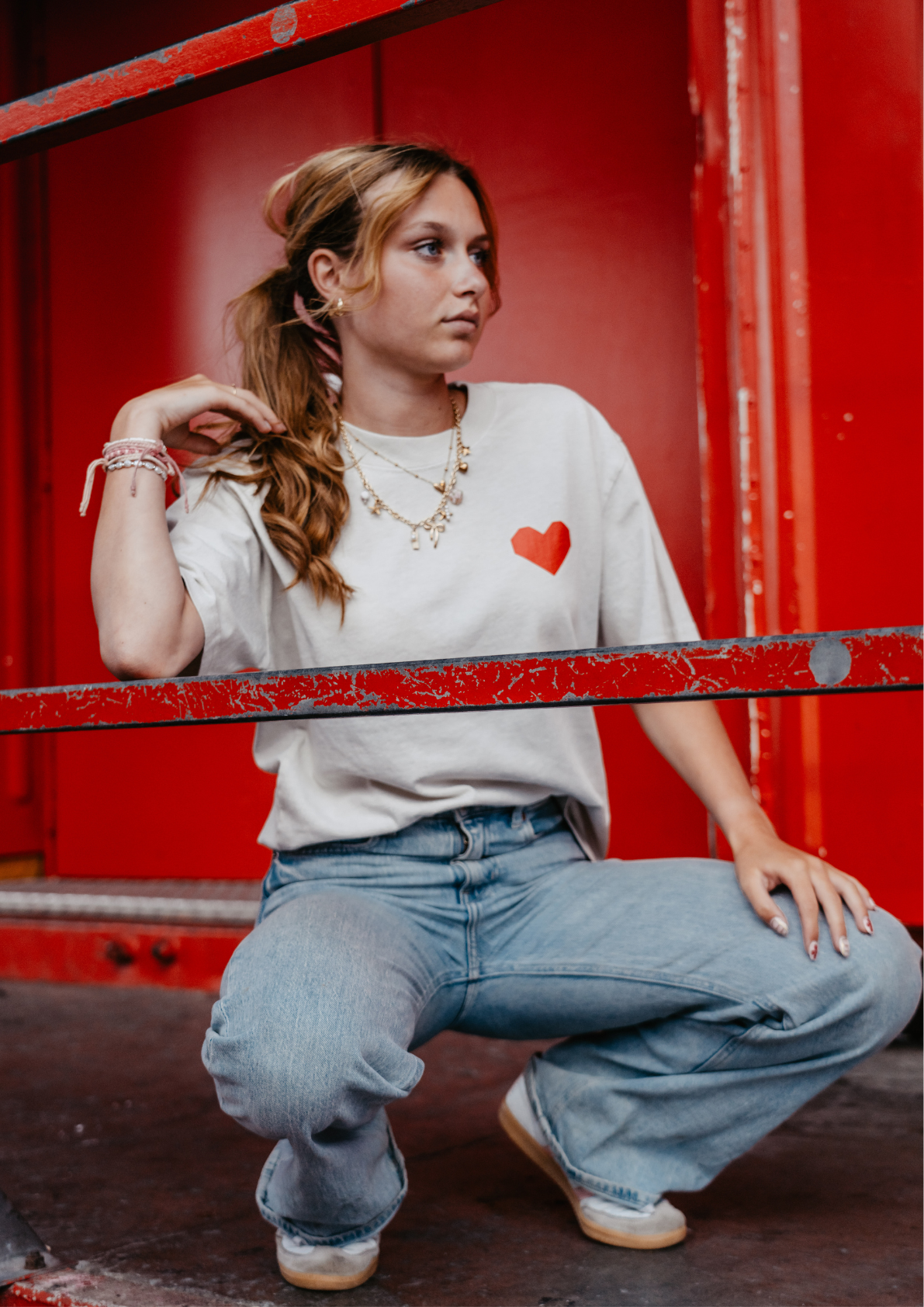 TRØBL oversized T-shirt Bendigo al Señor – garment-dyed streetwear shirt met brede ribkraag, verlaagde schouders en Spaanse tekst ‘Ik prijs de Heer’ op de borst. Vintage look, unisex fit,