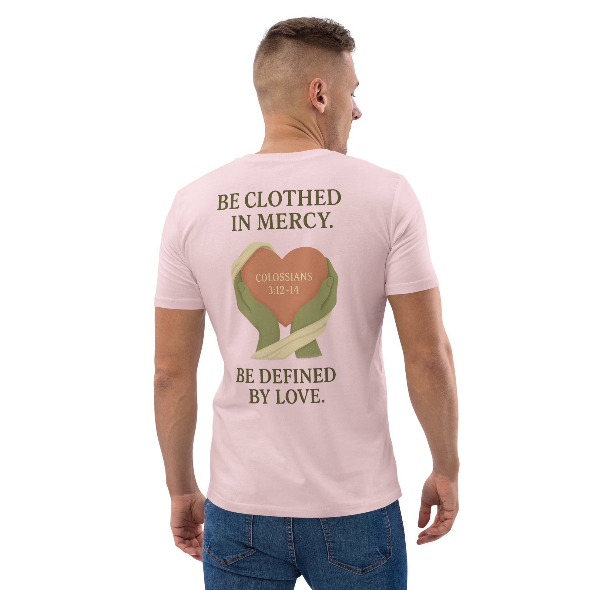 Evertrue T-shirt met Kolossenzen 3:12–14 “Bekleed je met liefde”, gedrukt op biologisch katoen met herenpasvorm.